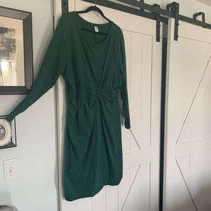 Emerald green bodycon dress